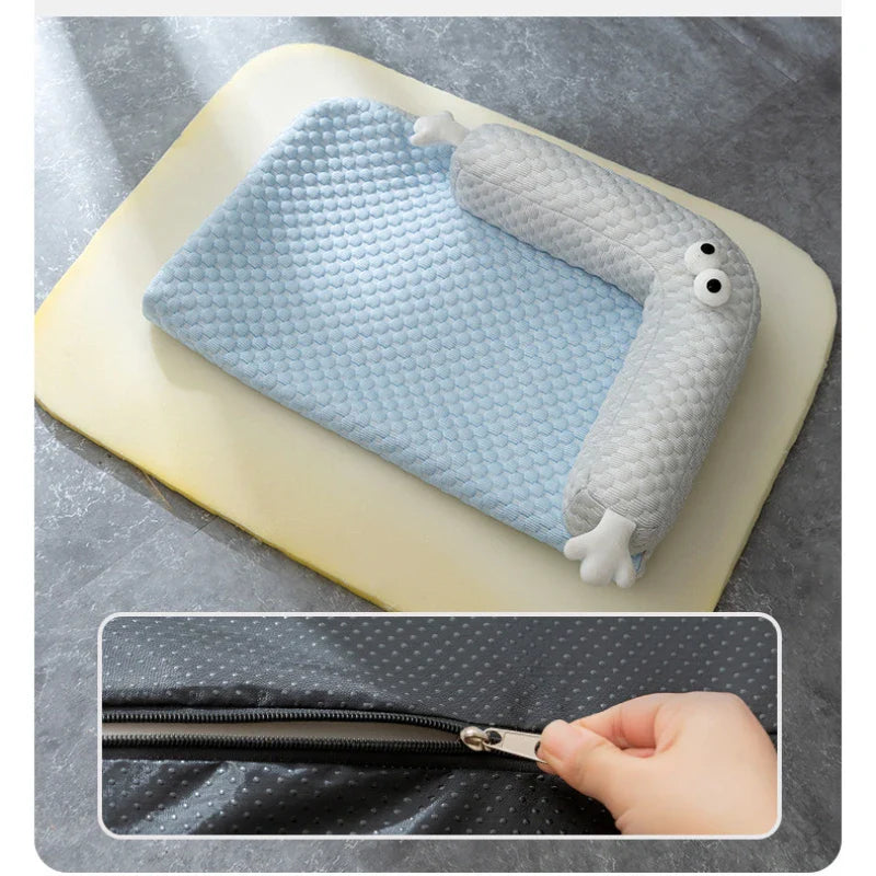 Summer Big Eyed Monster Pet Mat